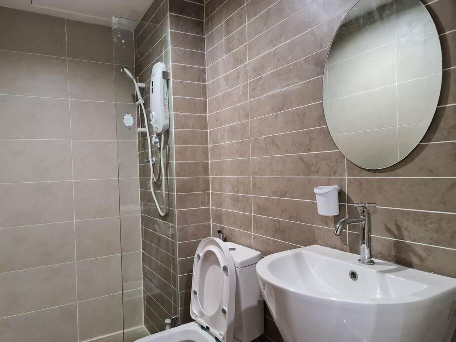 Apartment Lovely Kozi Square Comfort 3a *