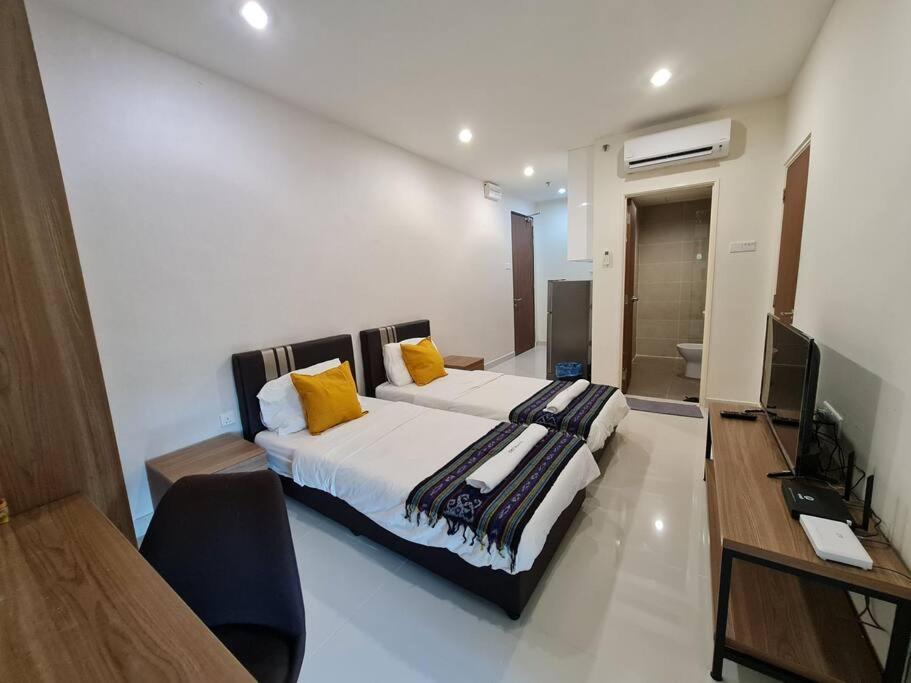 Apartment Lovely Kozi Square Comfort 3a